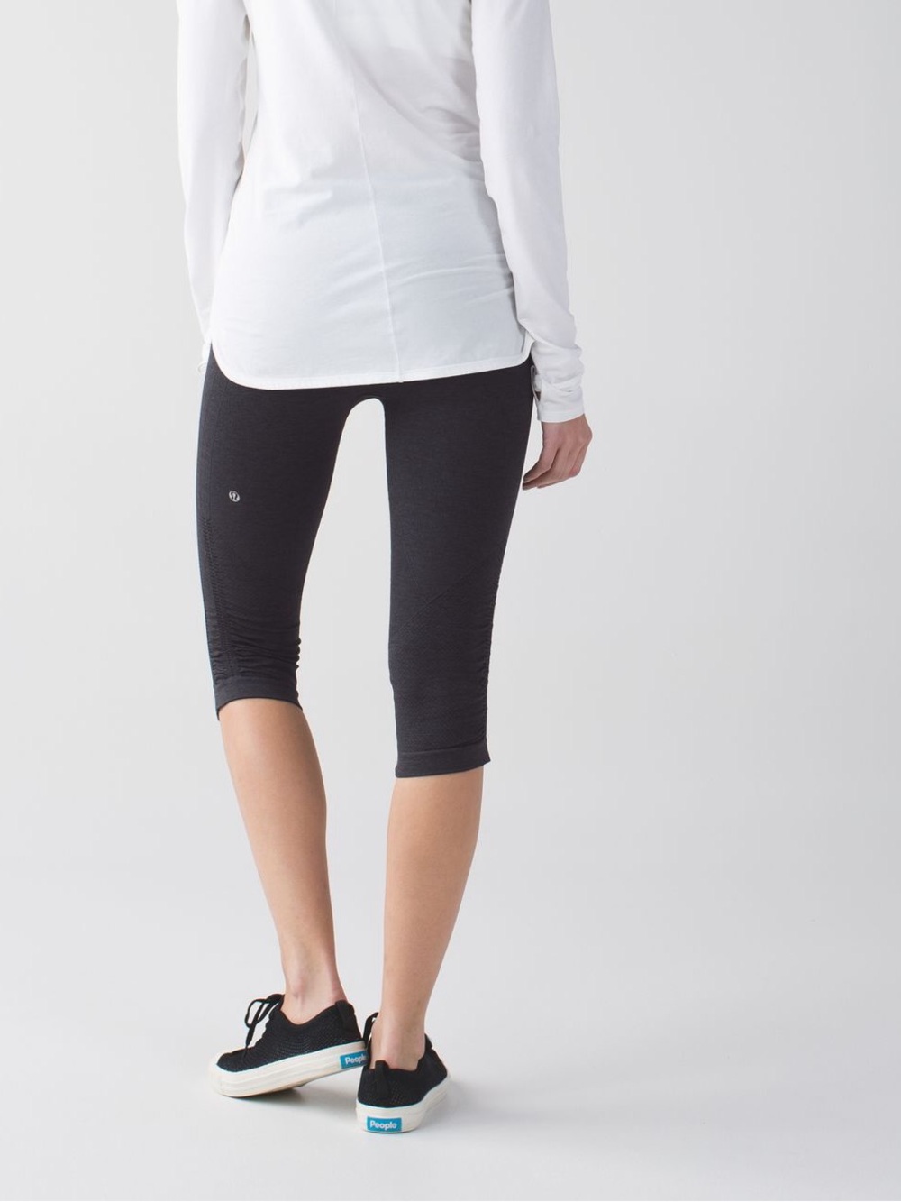Lululemon In The Flow Crop II Leggings Heathered Deep Coal Gray Size 6
